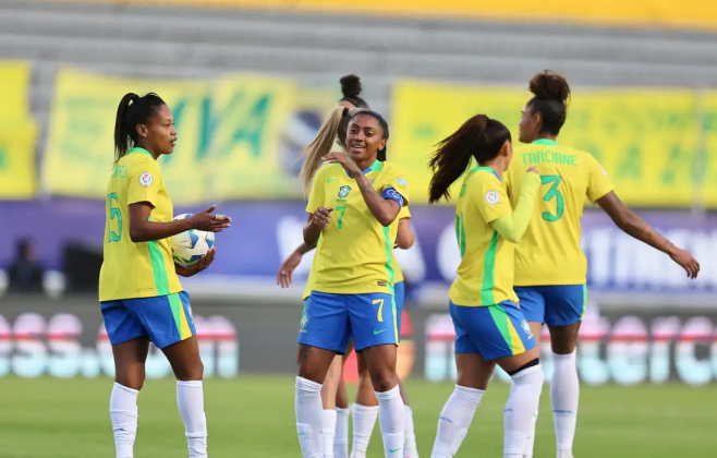 Liderada por Kerolin, seleção goleia Bolívia na Copa América
