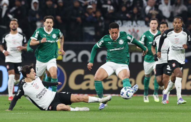 Palmeiras encara o Corinthians em busca das quartas de final da Copa do Brasil