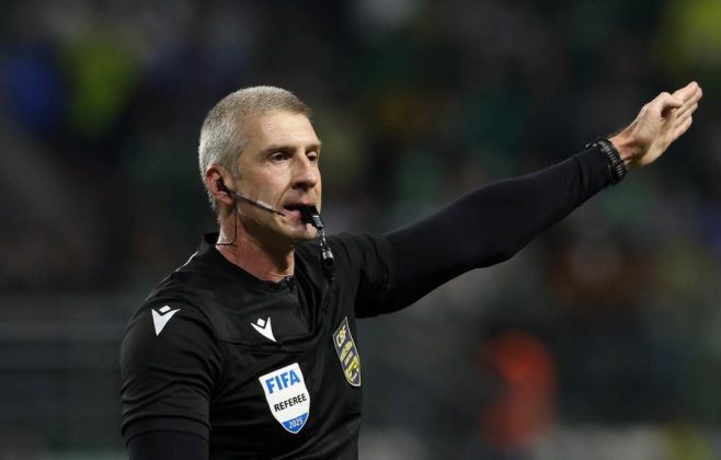 Palmeiras é eliminado pelo Corinthians na Copa do Brasil e tem dois auxiliares expulsos