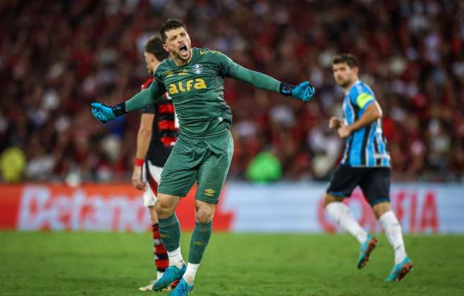 Tiago Volpi faz análise da partida e fala sobre gol no Maracanã: Tem um sabor especial